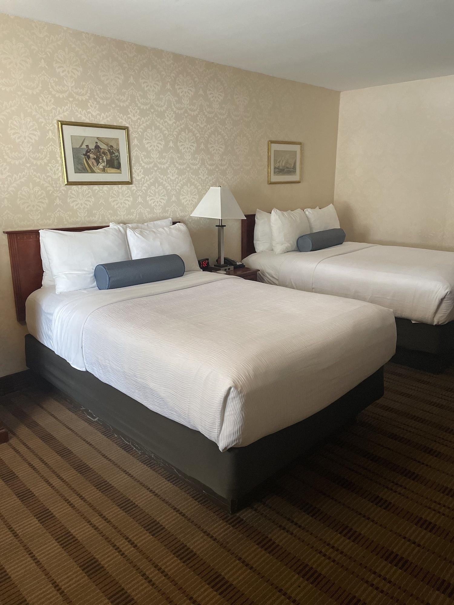 Surestay Plus By Best Western Woodbury Inn Bagian luar foto