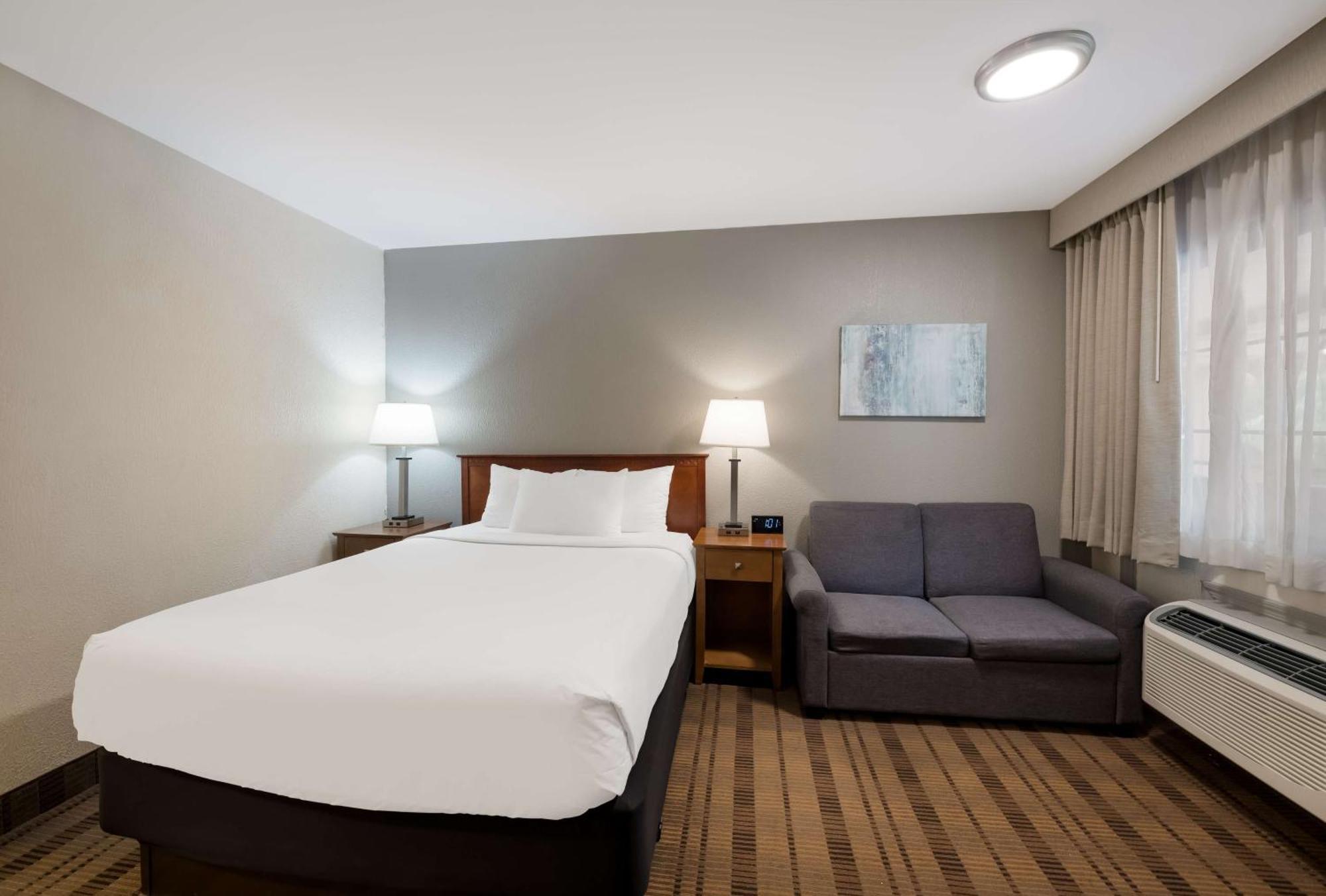 Surestay Plus By Best Western Woodbury Inn Bagian luar foto