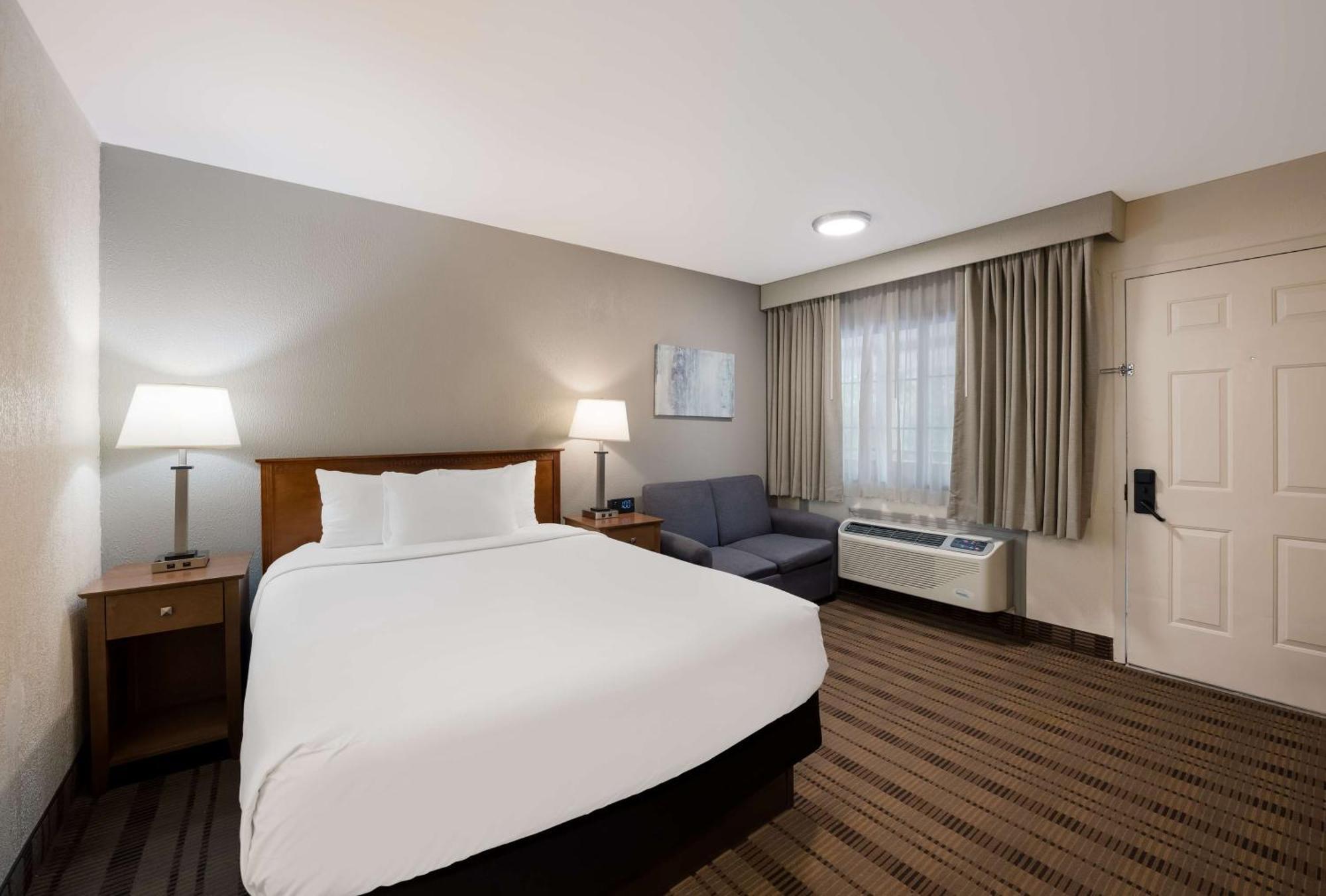 Surestay Plus By Best Western Woodbury Inn Bagian luar foto