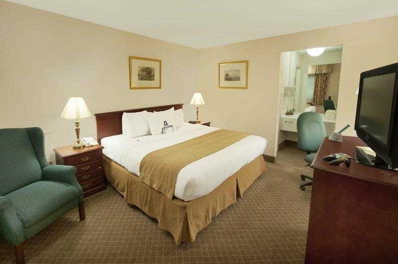 Surestay Plus By Best Western Woodbury Inn Bagian luar foto