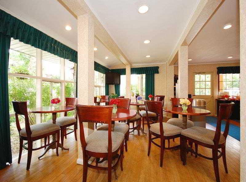 Surestay Plus By Best Western Woodbury Inn Bagian luar foto
