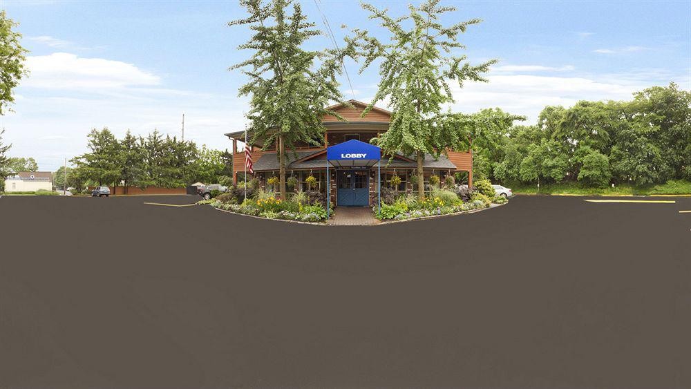 Surestay Plus By Best Western Woodbury Inn Bagian luar foto