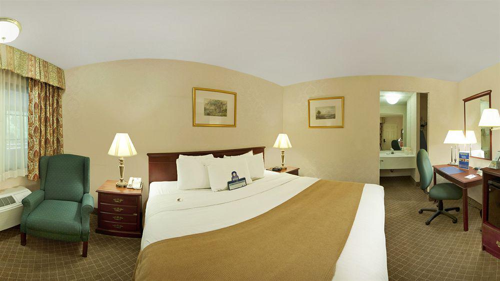 Surestay Plus By Best Western Woodbury Inn Bagian luar foto